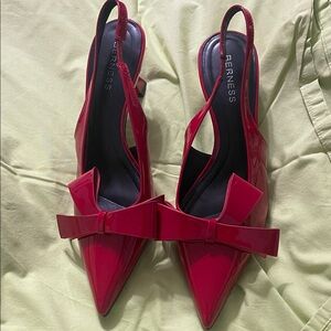 Berness Women's Chic Red Slingback Heels